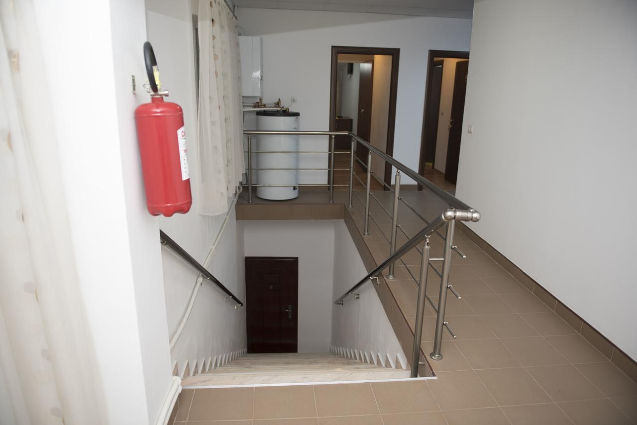 Hostel Ruxandra Focsani Exterior photo